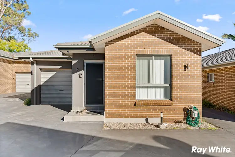 5/164 Pye Road, Quakers Hill NSW 2763