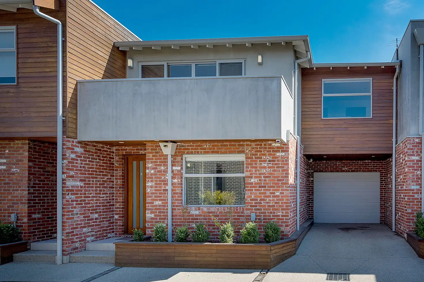 Main view of Homely townhouse listing, 2/39 Victoria Street, Coburg VIC 3058