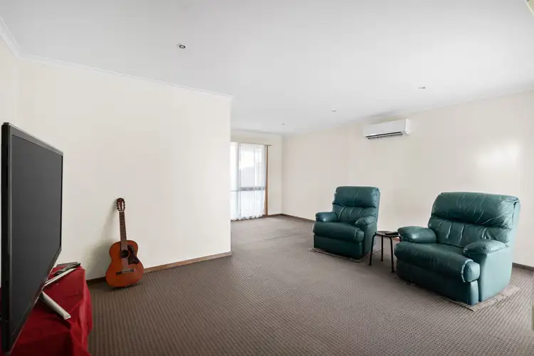 Fifth view of Homely house listing, 28 Oakdene Grove South, Altona Meadows VIC 3028
