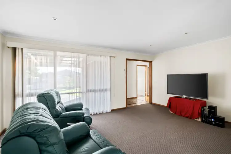 Sixth view of Homely house listing, 28 Oakdene Grove South, Altona Meadows VIC 3028
