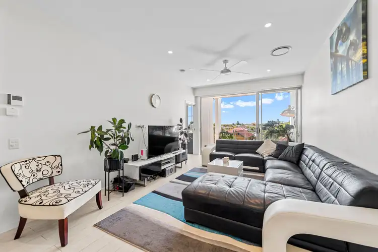 Third view of Homely apartment listing, 302/45 Shakespeare Street, Coorparoo QLD 4151