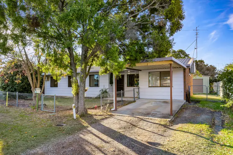 25 Cooper Street, Pittsworth QLD 4356
