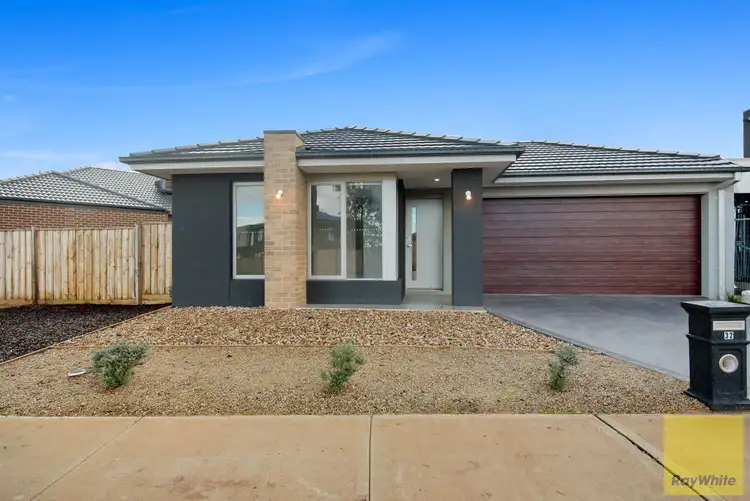 32 Serengeti Drive, Bonnie Brook VIC 3335