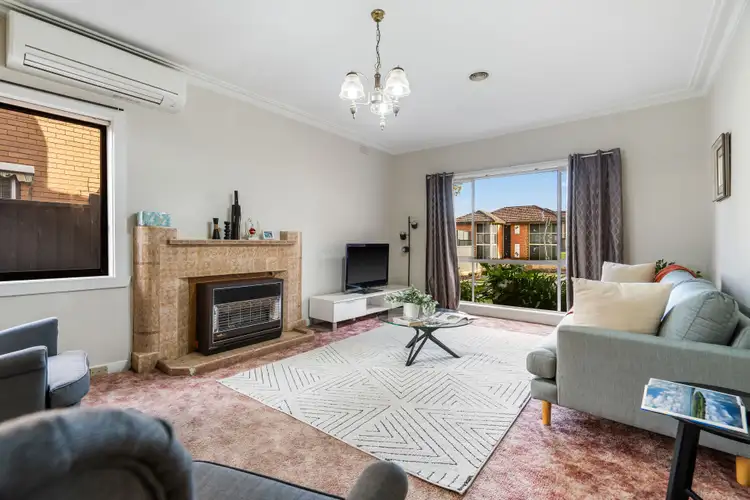 1/32 Mernda Street, Sunshine West VIC 3020