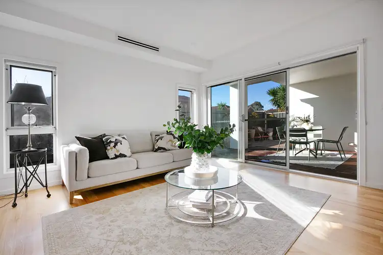 Sixth view of Homely townhouse listing, 2/12 Rathcown Road, Reservoir VIC 3073
