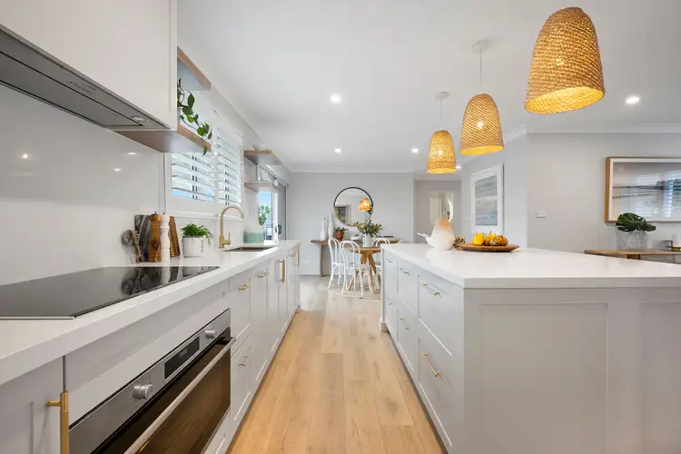 Fifth view of Homely house listing, 7 Eucalyptus Drive, Westleigh NSW 2120