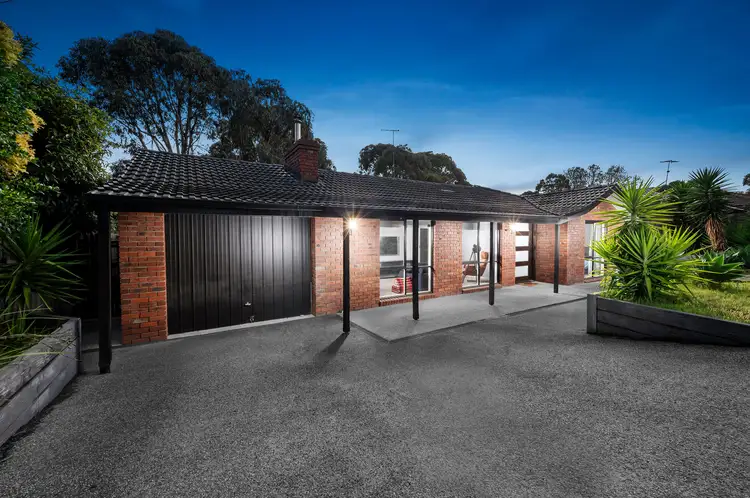 Main view of Homely house listing, 4 Knight Court, Endeavour Hills VIC 3802