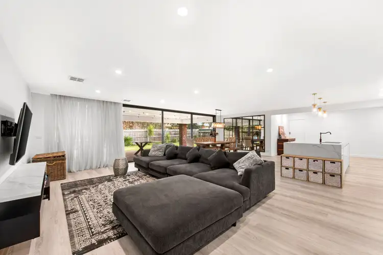 Fourth view of Homely house listing, 4 Knight Court, Endeavour Hills VIC 3802