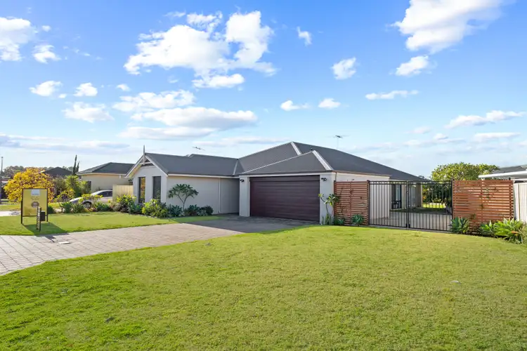 Second view of Homely house listing, 3 Battrass Loop, Baldivis WA 6171