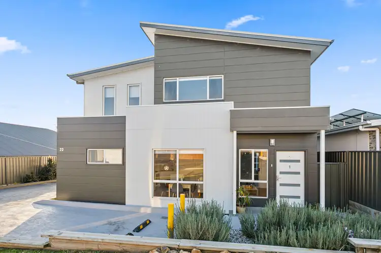 Main view of Homely townhouse listing, 1/22 Brae Road, Albion Park NSW 2527