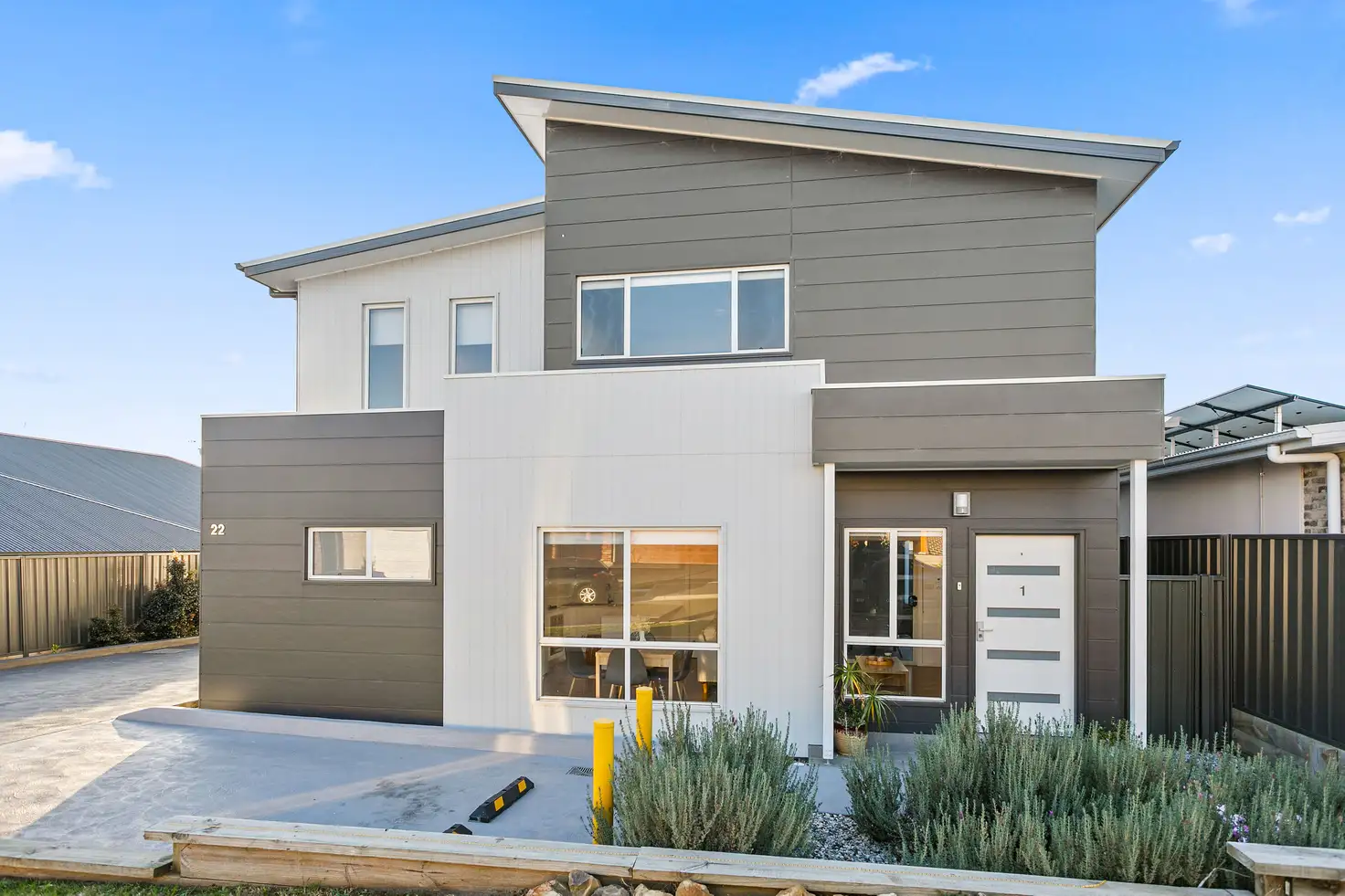 Main view of Homely townhouse listing, 1/22 Brae Road, Albion Park NSW 2527