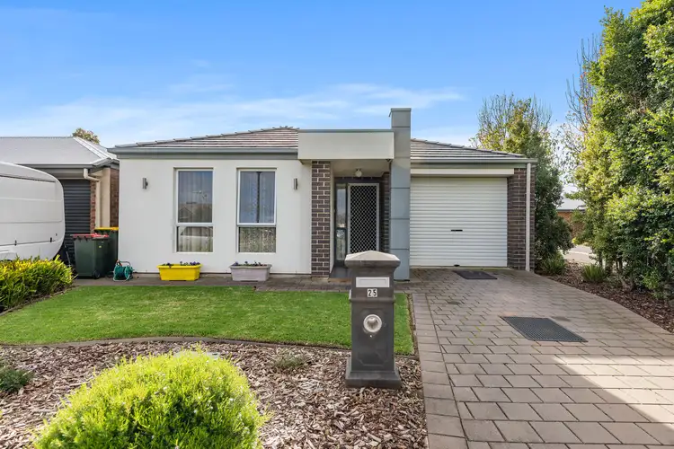 25 Mondello Place