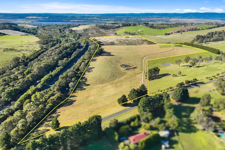 144 McGraths Road, Hernes Oak VIC 3825