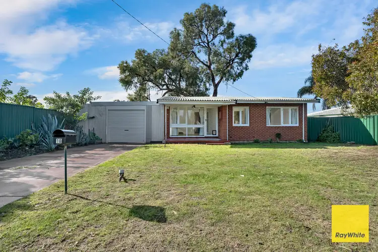 10 Roydon Way, Girrawheen WA 6064