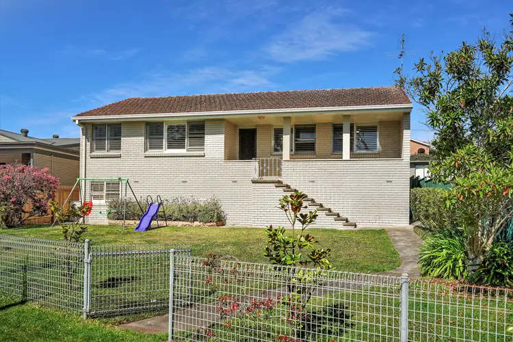 6 Steyne Road, Saratoga NSW 2251