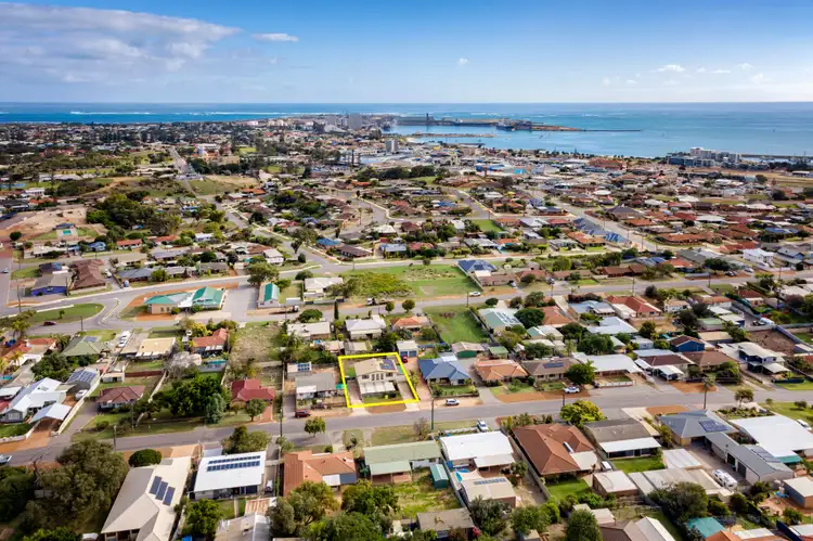 44 Dorothy Street, Geraldton WA 6530