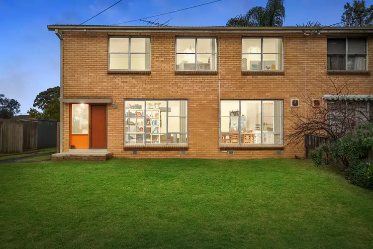12 Poplar Street