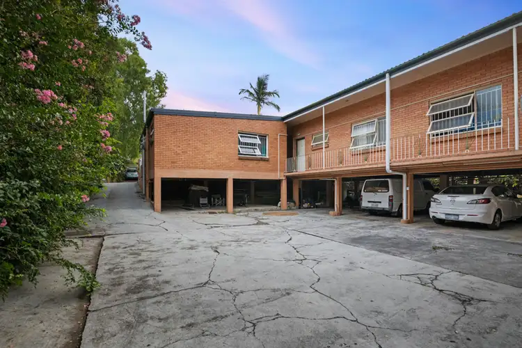 Main view of Homely block of units listing, 1-6/10 Loch Street, West End QLD 4101