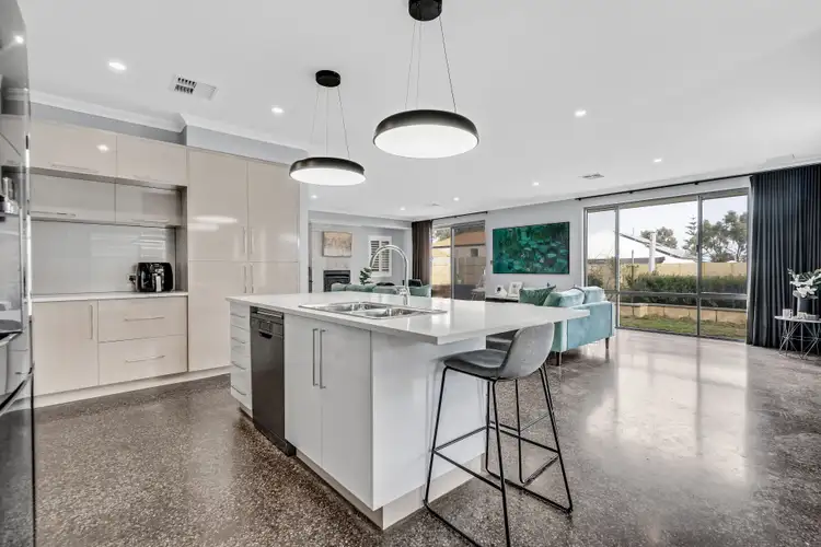 Second view of Homely house listing, 7 Endeavour Circle, Wannanup WA 6210