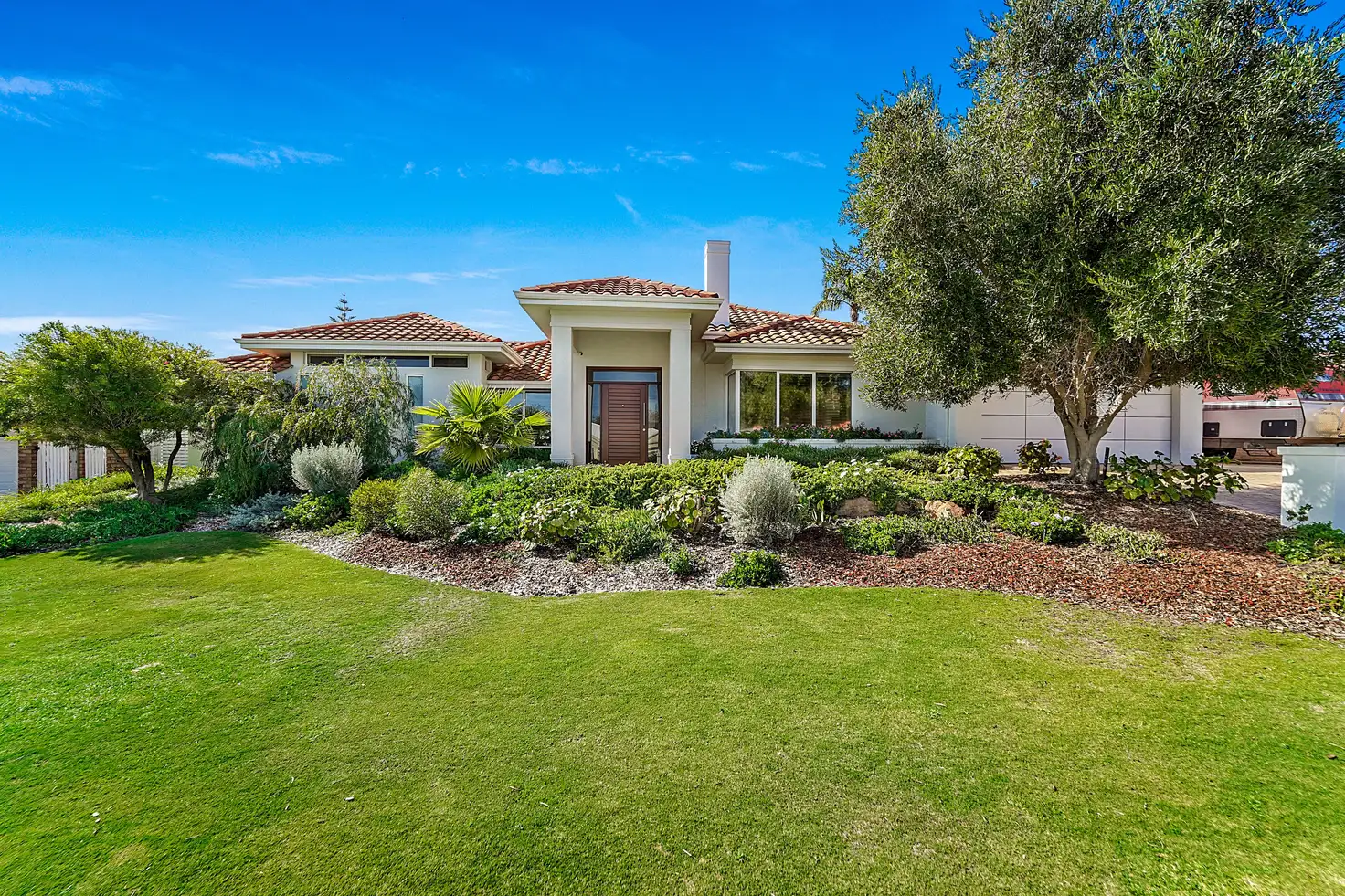 Main view of Homely house listing, 5 Vaucluse Place, Kallaroo WA 6025