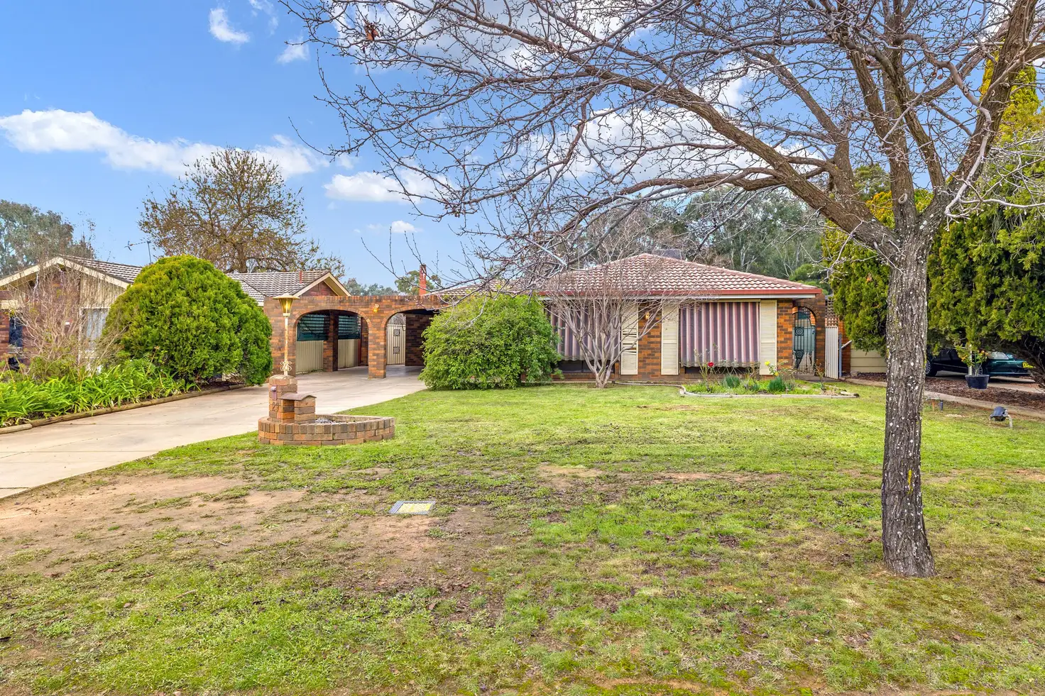Main view of Homely house listing, 29 Pinaroo Drive, Glenfield Park NSW 2650