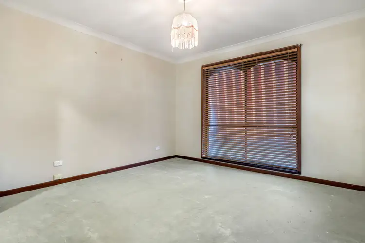 Fifth view of Homely house listing, 29 Pinaroo Drive, Glenfield Park NSW 2650