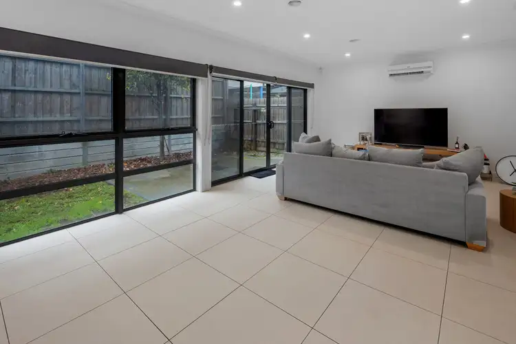 Sixth view of Homely townhouse listing, 2/5 Linoak Avenue, Lalor VIC 3075