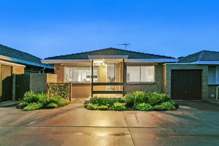 Main view of Homely unit listing, 2/29 Kelsby Street, Reservoir VIC 3073