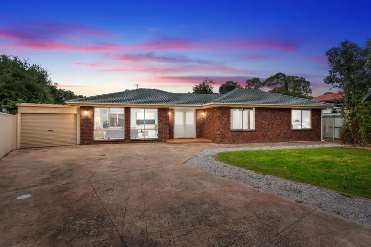 2 Truro Place