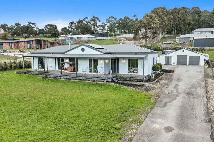 14 Clancy Court, Drouin VIC 3818