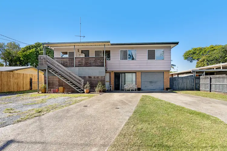 8 Eureka Crescent