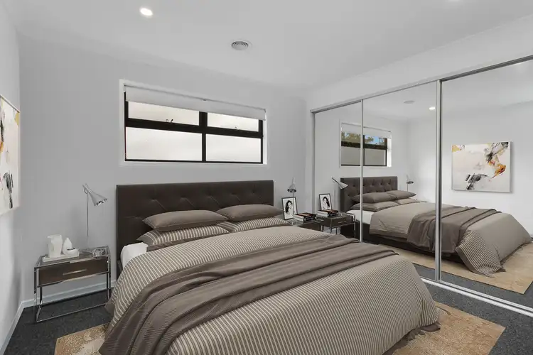 Fifth view of Homely house listing, 33 Hunt Way, Pakenham VIC 3810