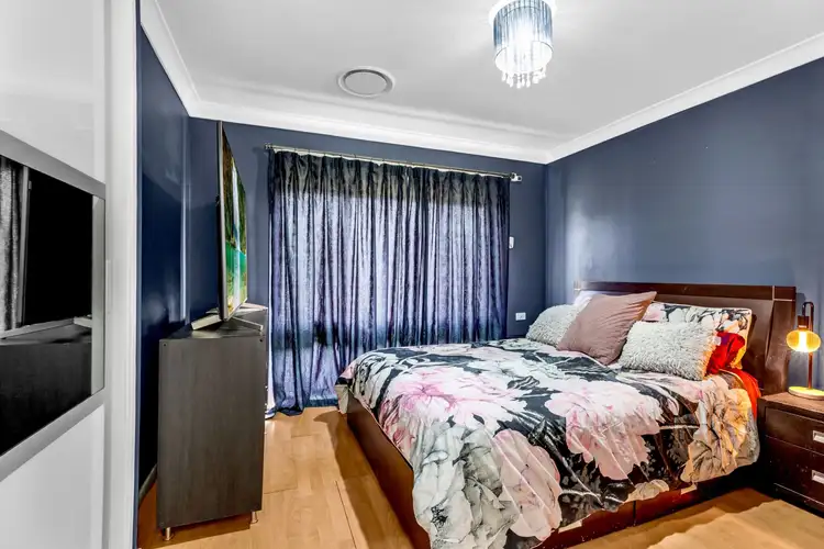 Sixth view of Homely house listing, 4 Ipel Close, St Clair NSW 2759