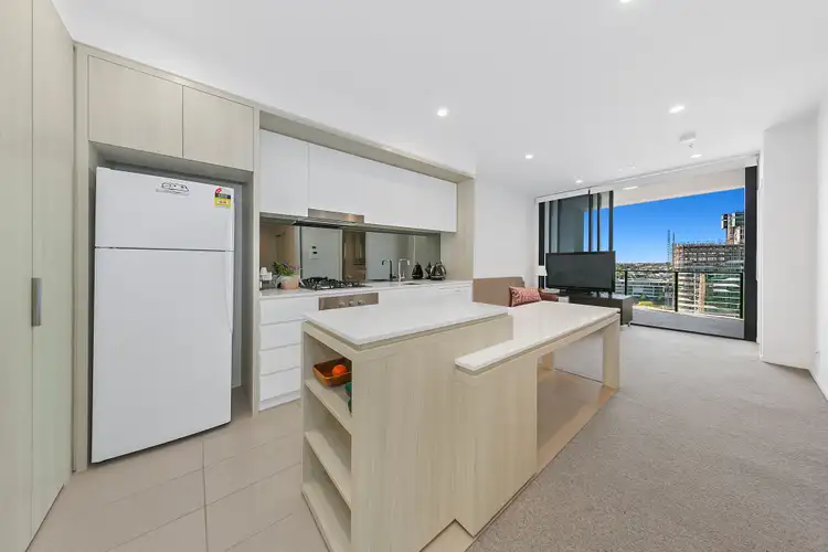 1107/12 Cunningham Street, Newstead QLD 4006