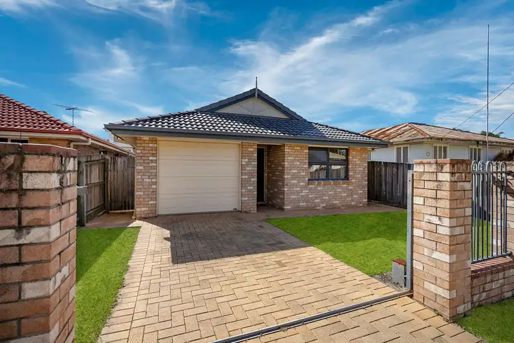 Main view of Homely house listing, 18 Lindwall Street, Upper Mount Gravatt QLD 4122