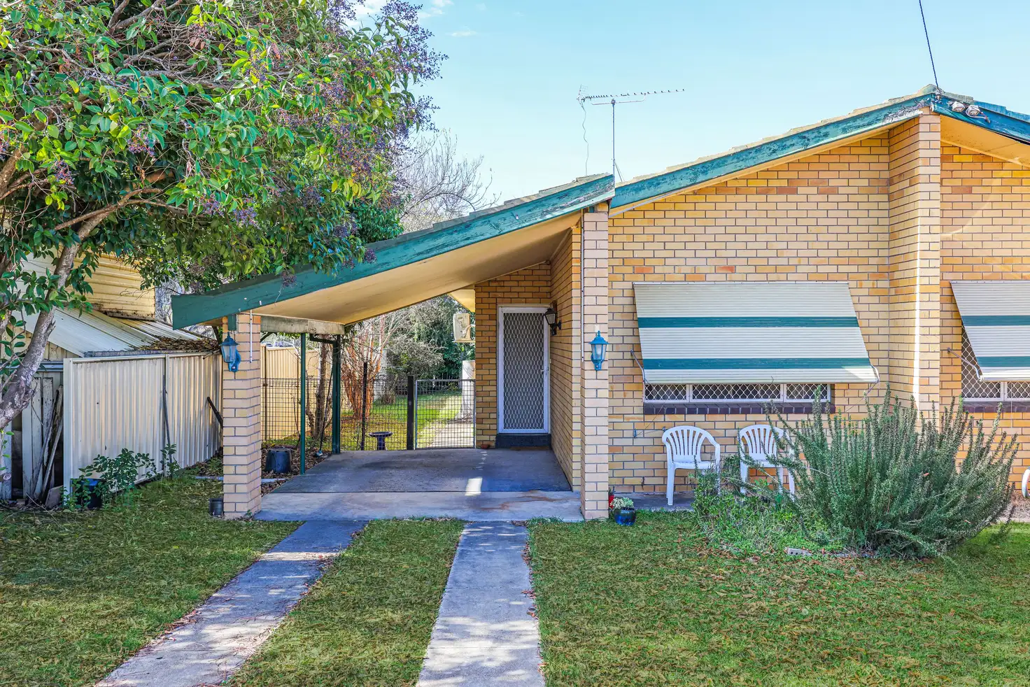 Main view of Homely unit listing, 1/7 Karwin Street, Tamworth NSW 2340