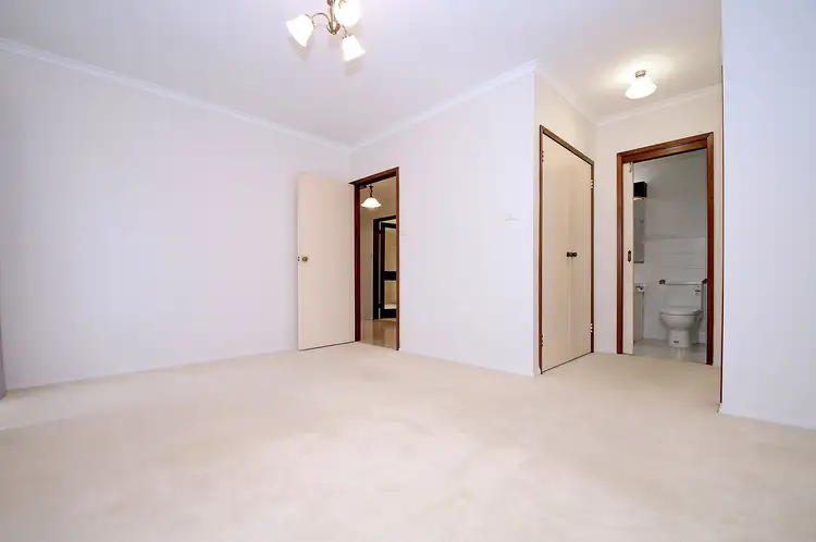 Third view of Homely house listing, 5 Midlothian Place, Glen Waverley VIC 3150