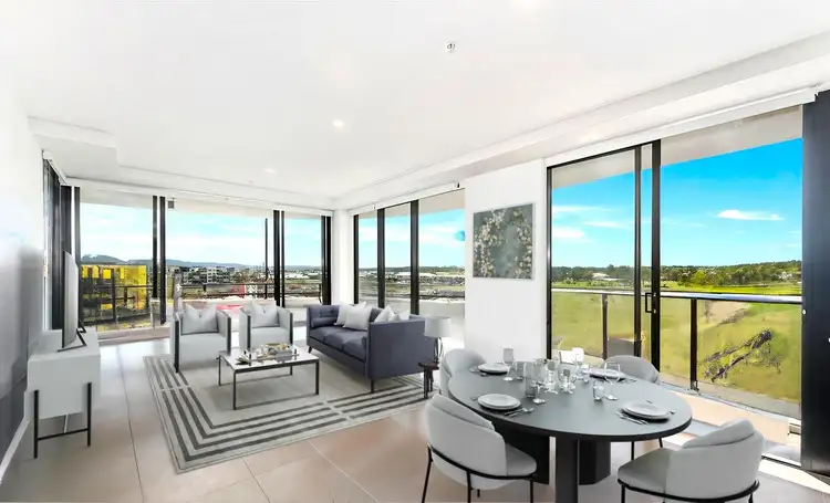 2415/1 Grant Avenue, Hope Island QLD 4212