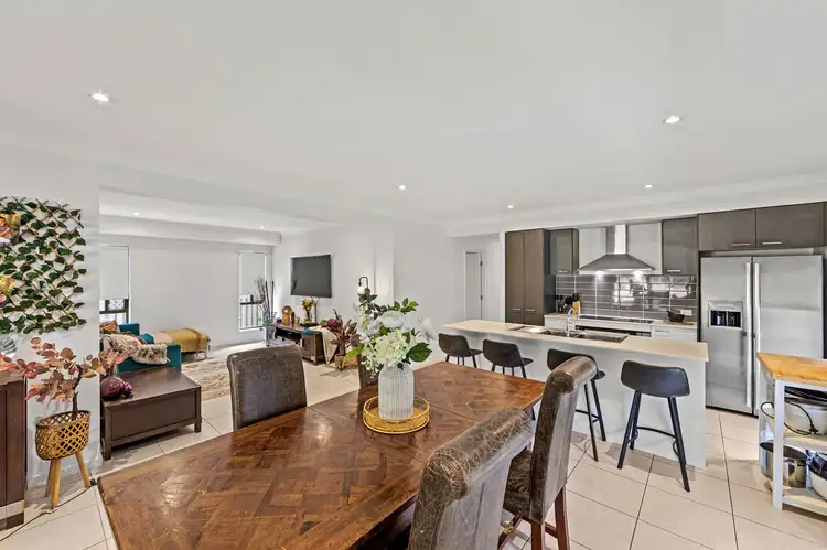 19 Foreshore Street, Coomera QLD 4209
