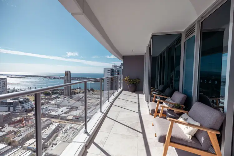 33708/9 Lawson Street, Southport QLD 4215