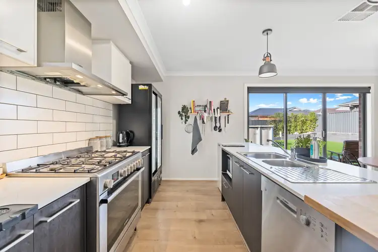 Sixth view of Homely house listing, 2 Heathfield Street, Mount Barker SA 5251