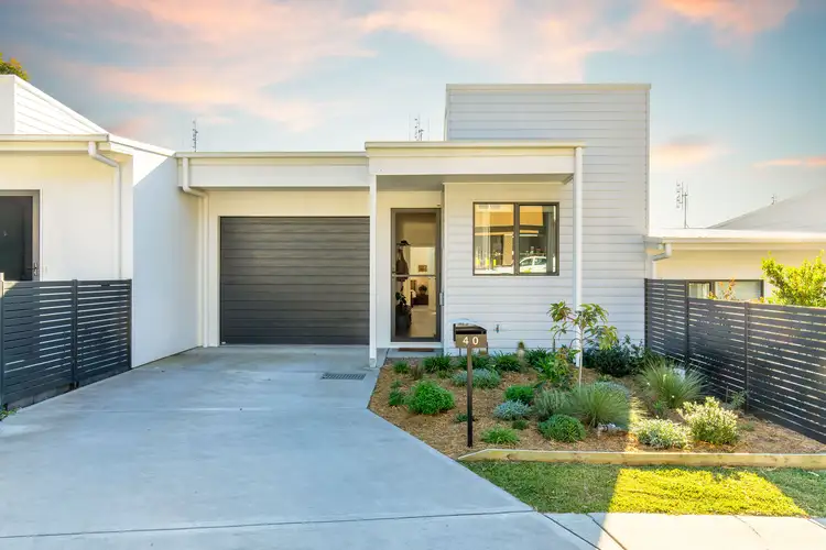 40 Ryhope Street, Mount Hutton NSW 2290