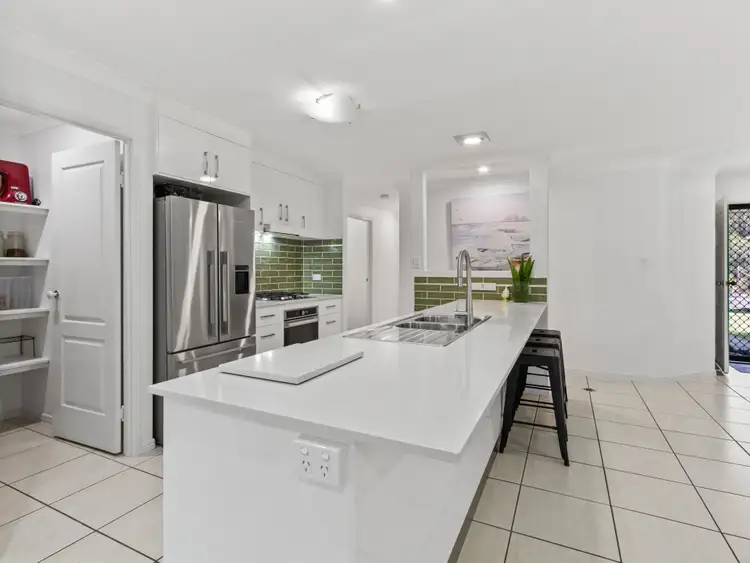 Seventh view of Homely house listing, 3 Pacific Haven Drive, Howard QLD 4659