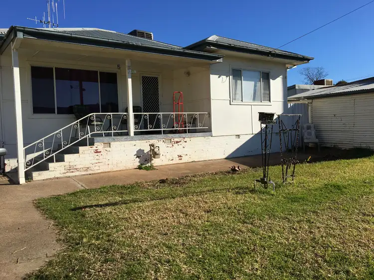 5 Browne Lane, Forbes NSW 2871