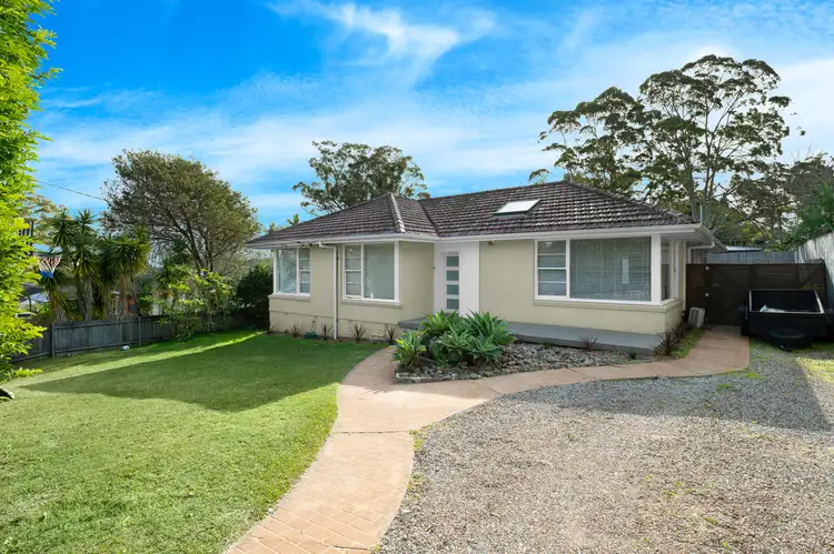 4 Deakin Street, Forestville NSW 2087