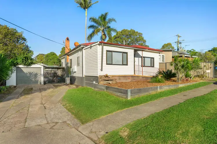 6 Gould Avenue, Nowra NSW 2541