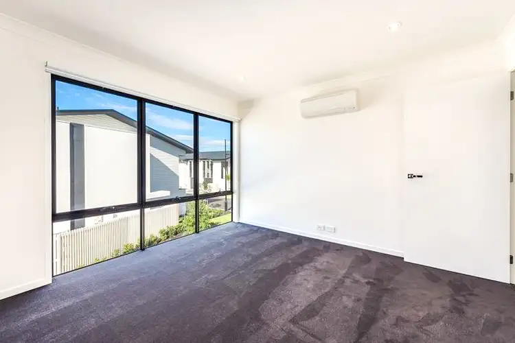 Seventh view of Homely townhouse listing, 30/1 Ancora Crescent, Hope Island QLD 4212