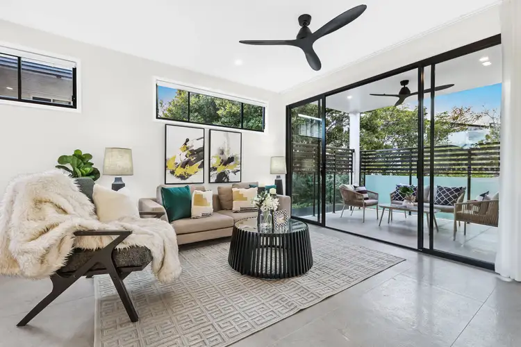 9/70-72 Sisley Street, St Lucia QLD 4067