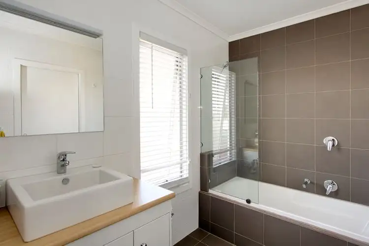Fifth view of Homely house listing, 18 Sherwood Avenue, Loxton North SA 5333
