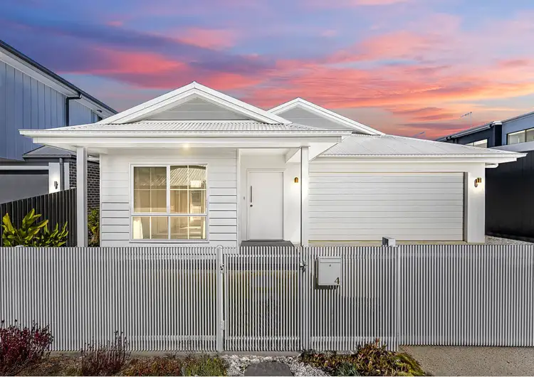 4 Clearwater Street, Newport QLD 4020